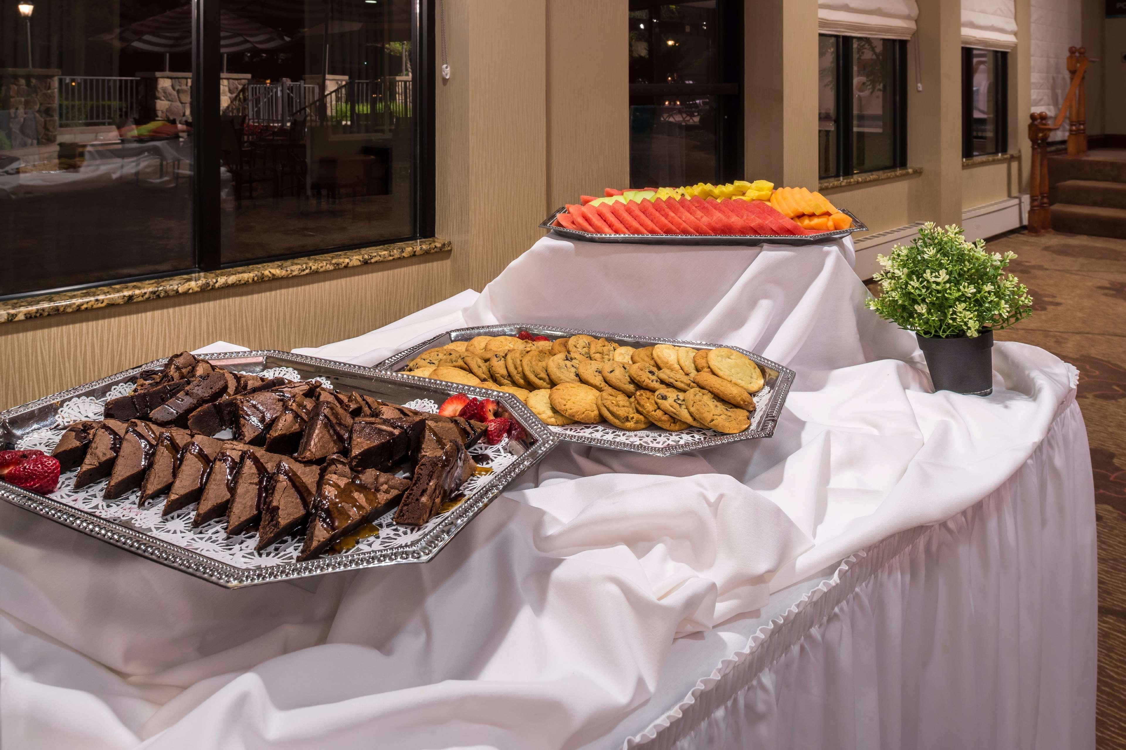 Hilton Garden Inn Detroit Southfield Kültér fotó
